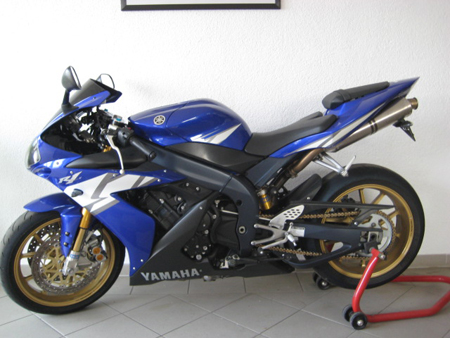 Yamaha YZF-R1 SP 2