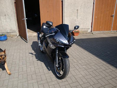 Yamaha YZF-R6 1